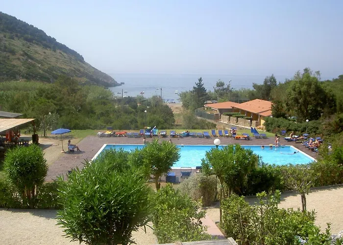 Elbamare Residence Con Piscina
